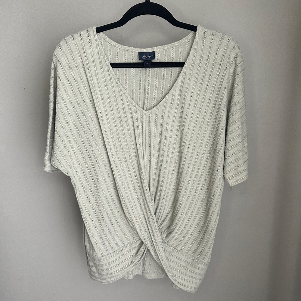 Women’s Daytrip Sage Green Short Sleeve Twist Front Top Size M